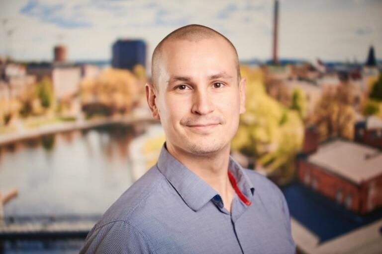 Tampereen uudeksi elinvoiman palvelualueen apulaispormestariksi on valittu kokoomuksen Jouni Markkanen.